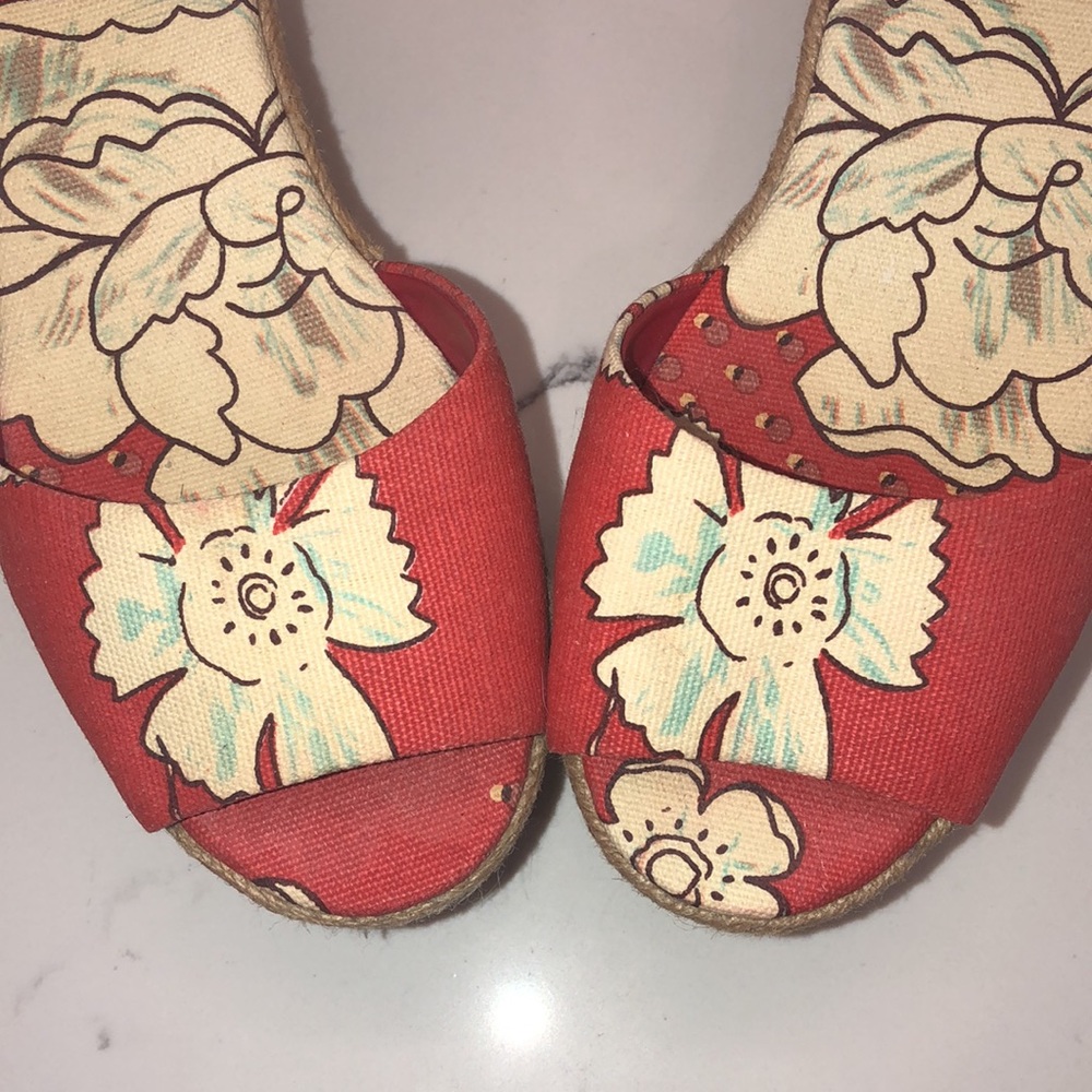 Tory Burch Open Toe Espadrilles - Picture 9 of 15